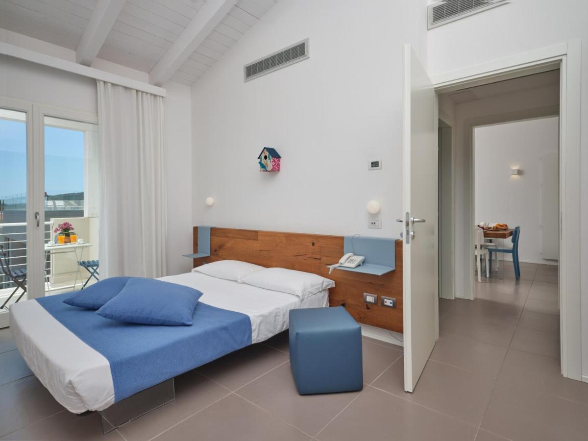 Felix Hotels - Hotel Residence Porto San Paolo Esterno foto