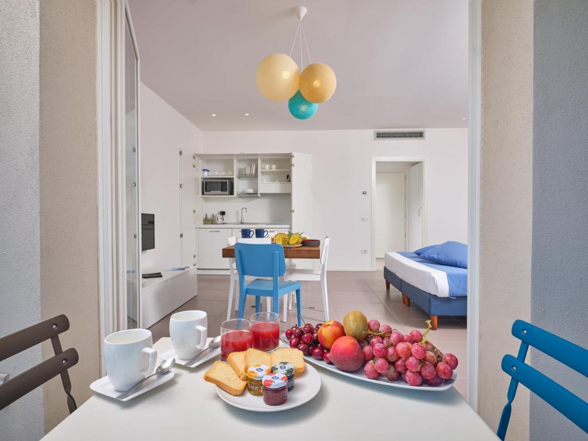 Felix Hotels - Hotel Residence Porto San Paolo Esterno foto
