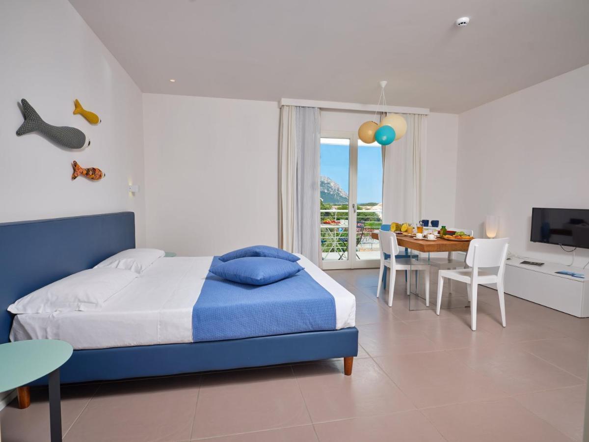 Felix Hotels - Hotel Residence Porto San Paolo Esterno foto