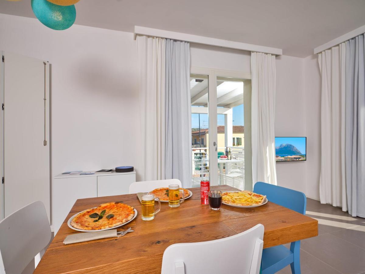 Felix Hotels - Hotel Residence Porto San Paolo Esterno foto