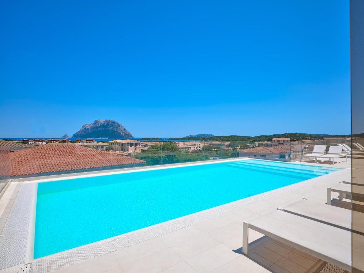 Felix Hotels - Hotel Residence Porto San Paolo Esterno foto