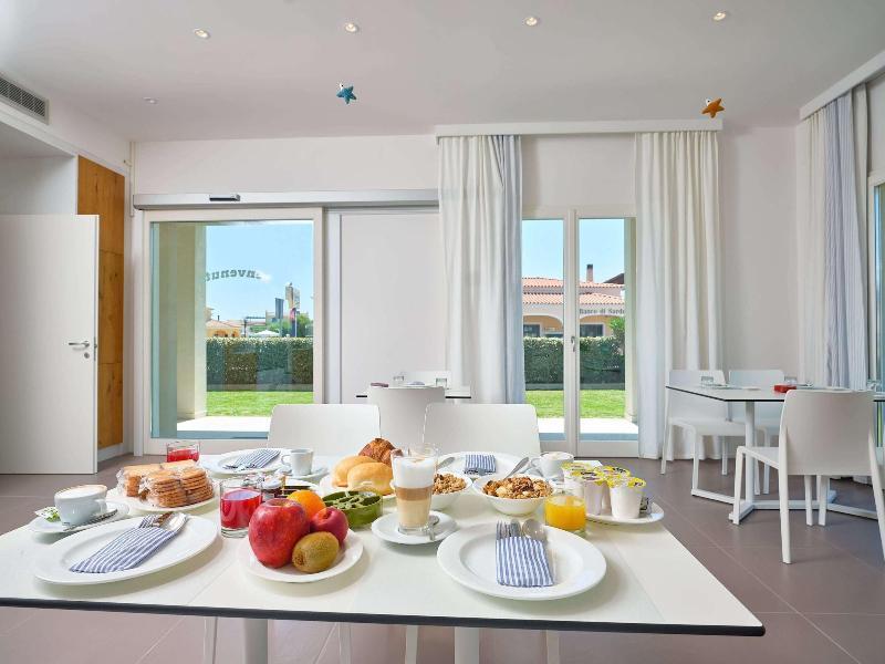 Felix Hotels - Hotel Residence Porto San Paolo Esterno foto