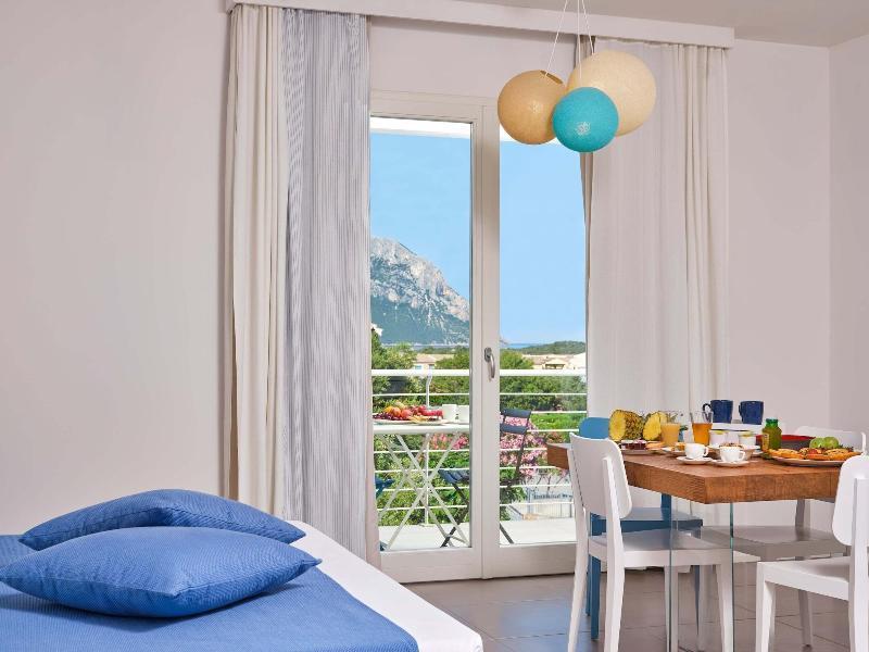 Felix Hotels - Hotel Residence Porto San Paolo Esterno foto