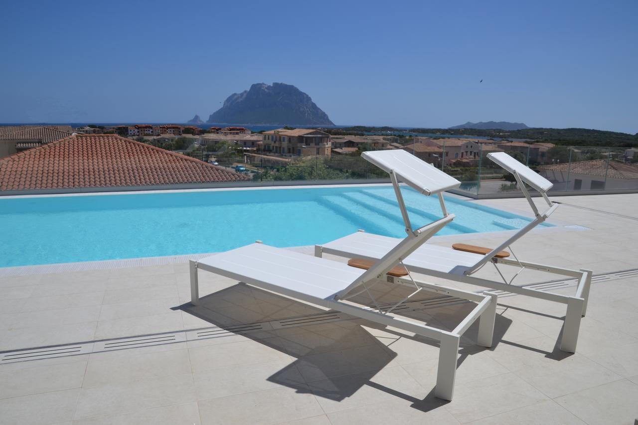 Felix Hotels - Hotel Residence Porto San Paolo Esterno foto