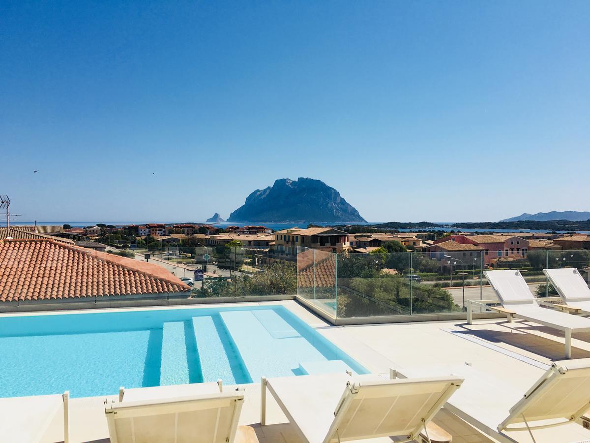 Felix Hotels - Hotel Residence Porto San Paolo Esterno foto
