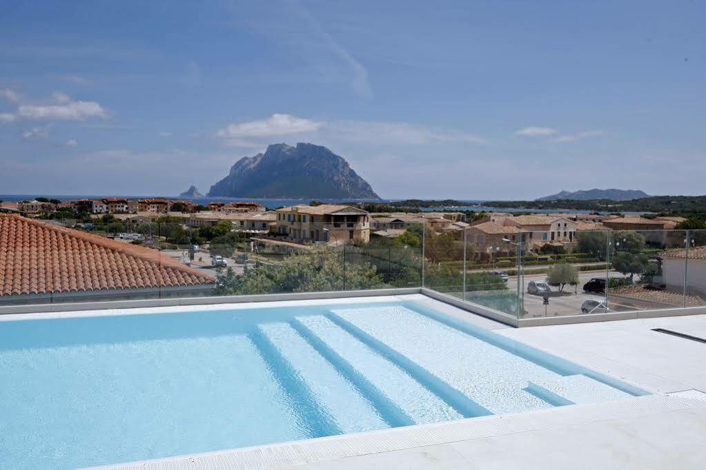 Felix Hotels - Hotel Residence Porto San Paolo Esterno foto